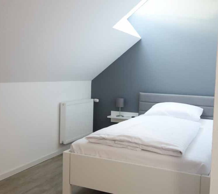 Junior Suite mit Einzelbett in Hannover Schlafzimmer
